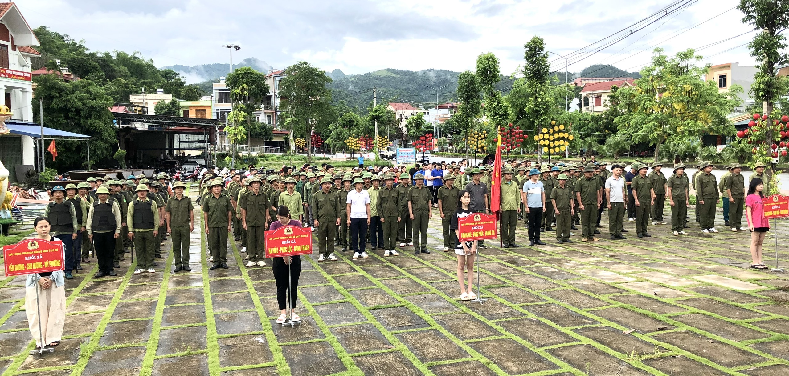 Ba Bể tổng duyệt lực lượng tham gia bảo vệ an ninh, trật tự ở cơ sở